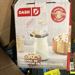 Dash Hot Air Popcorn Maker